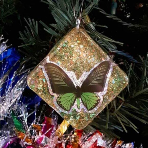 Set of 2 Butterfly Christmas Tree Ornaments Handmade Resin And Glitter - Picture 6 of 7